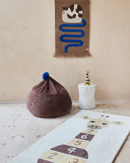 OYOY Living kirahvi matto 180x75cm, tilaustuote