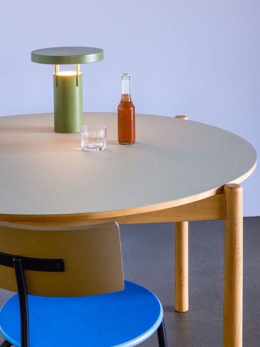 Hübsch table Oblique, diameter 115cm, gray