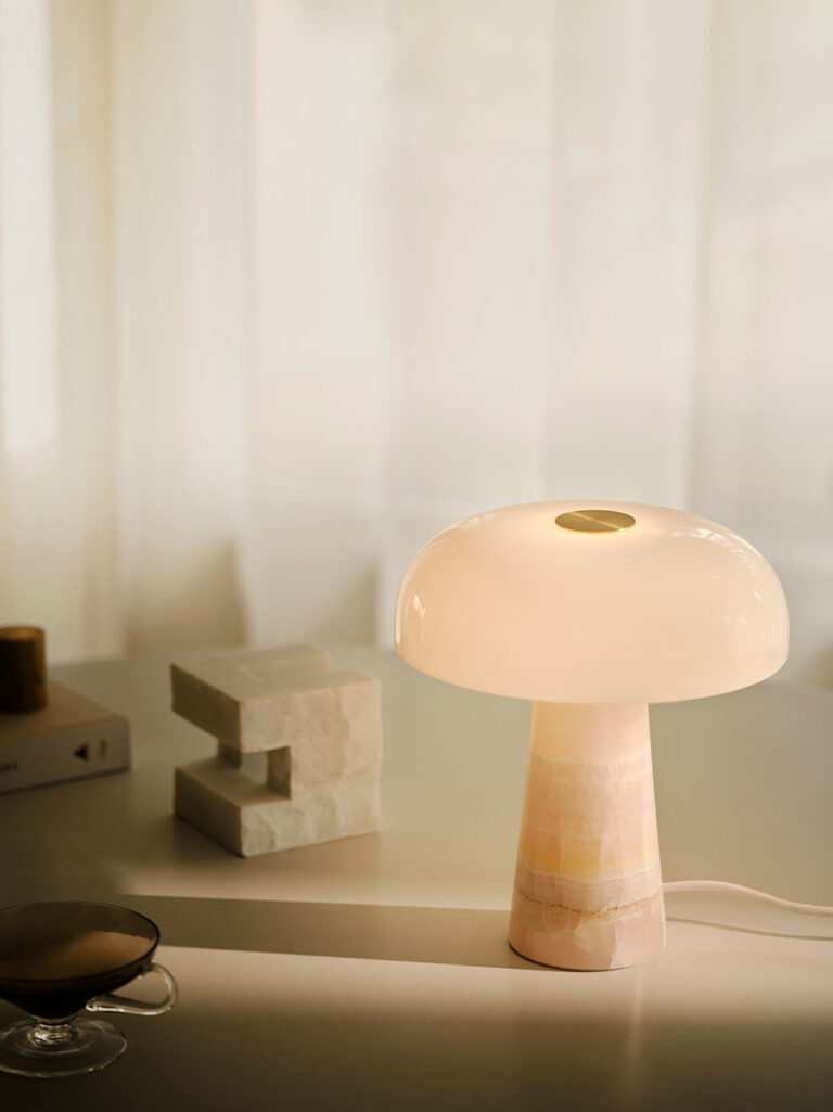 DFTP Glossy table lamp pink, mini